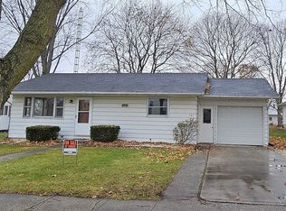 107 E Church St, West Unity, OH 43570