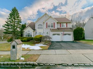 1 Kristen Ct, Matawan, NJ 07747