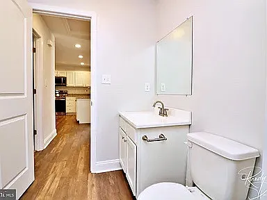 528 E North St — Photo 7