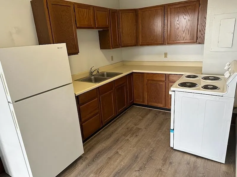 1 bed, 1.0 bath, 620 sqft, $1,600 — Photo 4