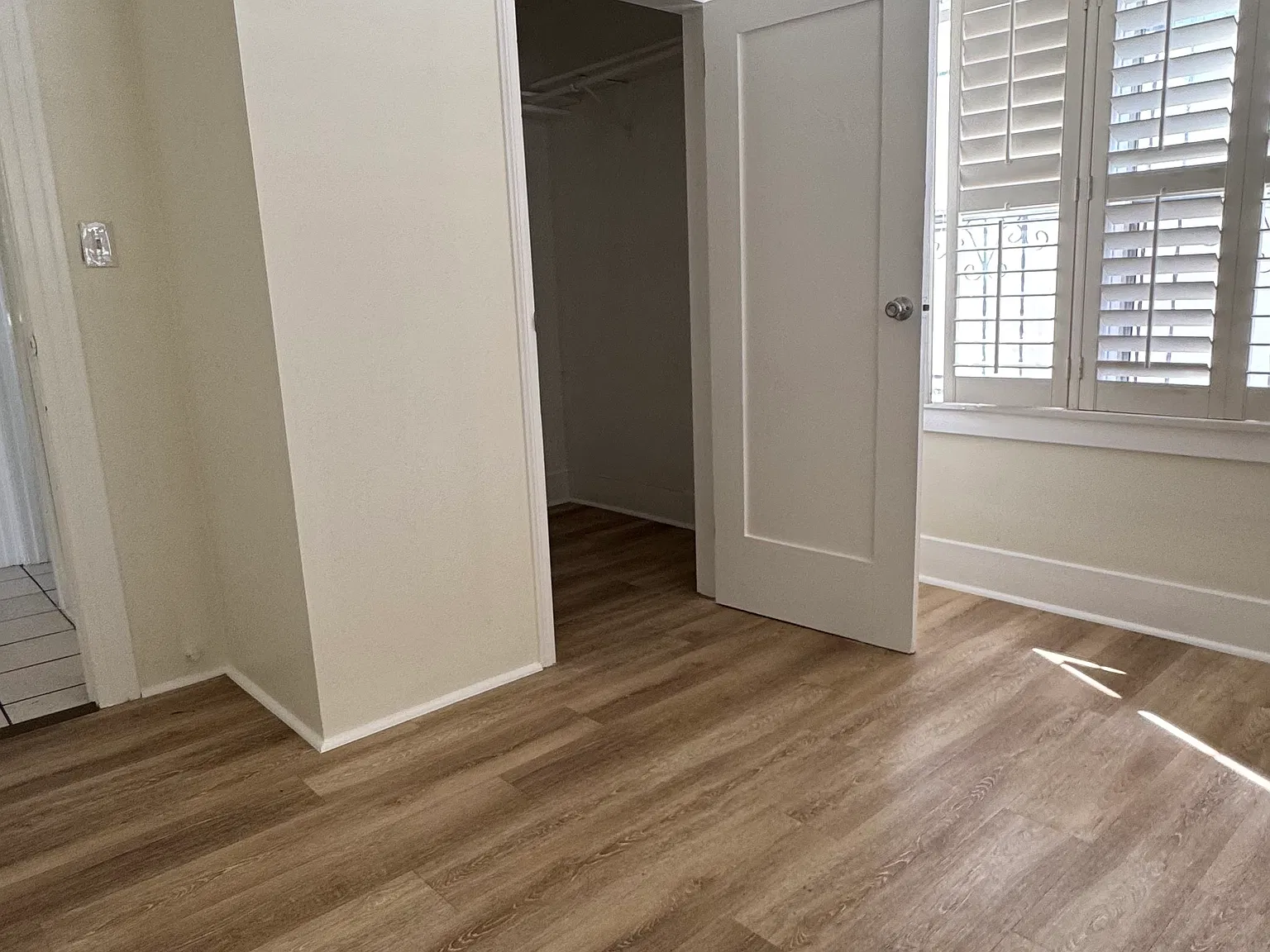 5507 S Wilton Pl — Photo 4