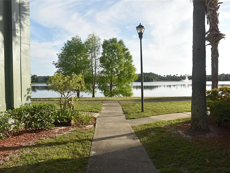 9078 Lake Chase Island Way — Photo 32
