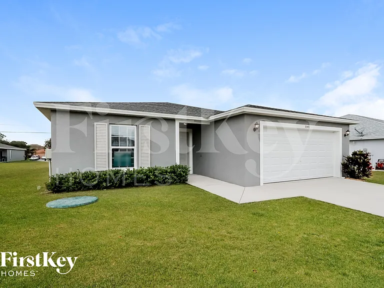 3542 SW Viceroy St — Photo 2