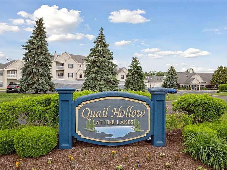 Quail Hollow at the Lakes — Photo 24