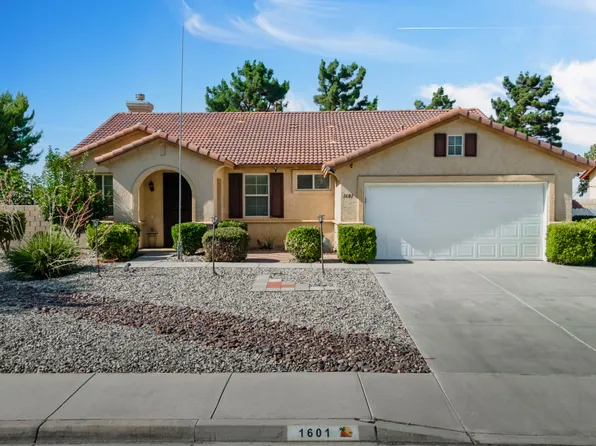 1601 Regents St, Lancaster, CA 93534