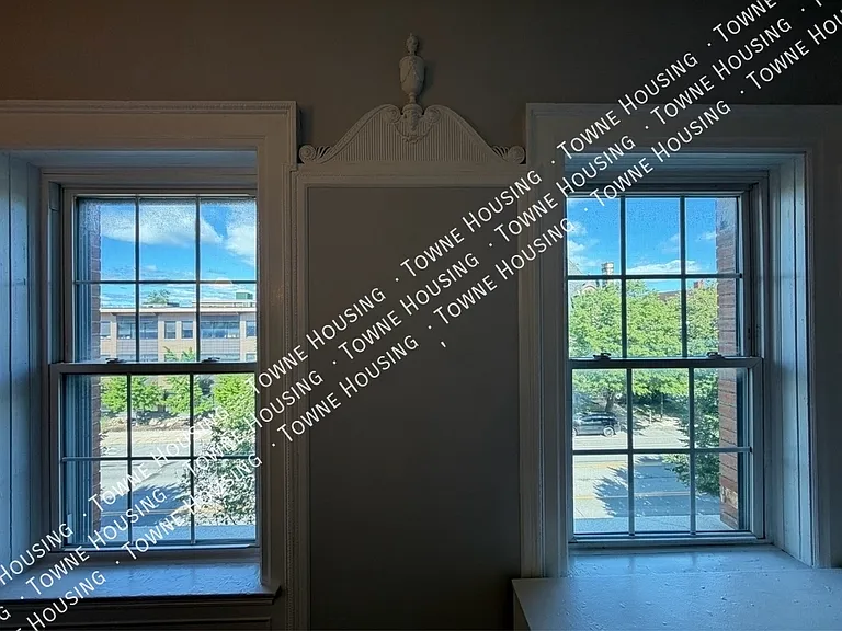 479 Delaware Ave #5 — Photo 8