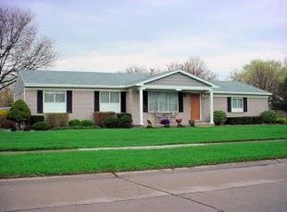 3938 Gate, Troy, MI 48083