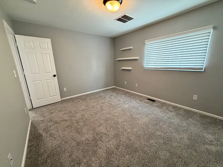 7874 S Kittredge Cir — Photo 12