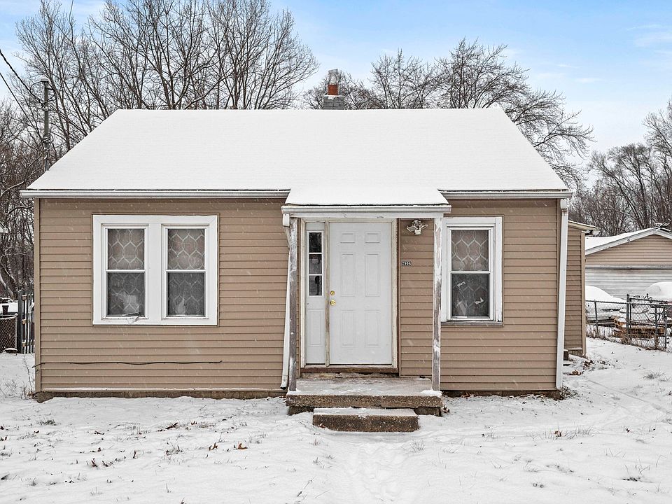 1st image of 2906 E 35th Ave