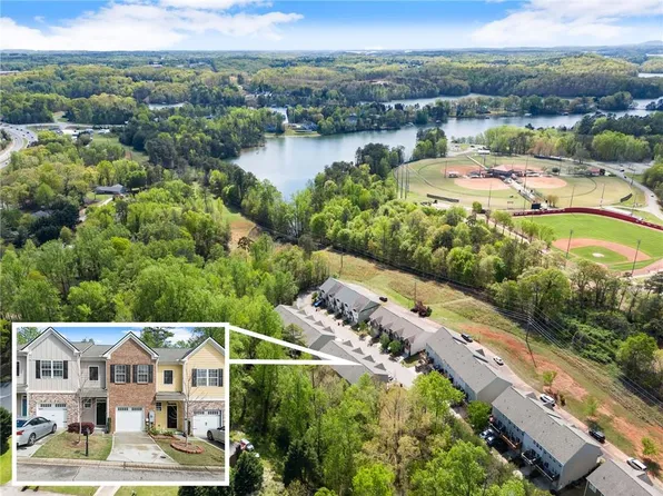1536 Bluff Valley Cir, Gainesville, GA 30504