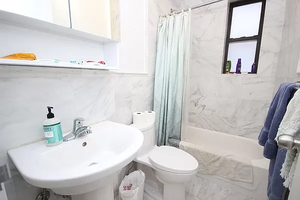 Rented by Compass | media 5