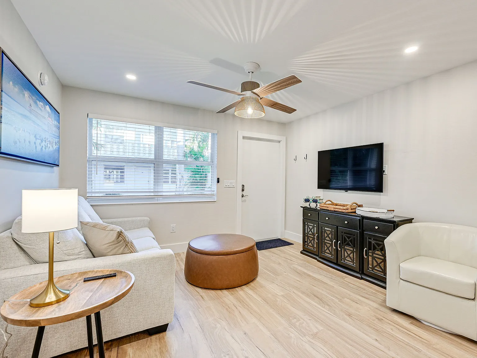 2 bed, 662 sqft, $5,000 — Photo 3