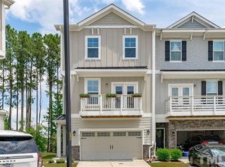 2223 Chattering Lory Ln, Apex, NC 27502