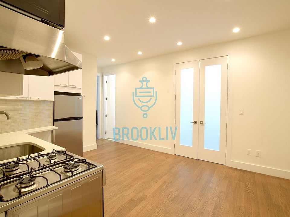 1st image of 975 Washington Ave APT 1G