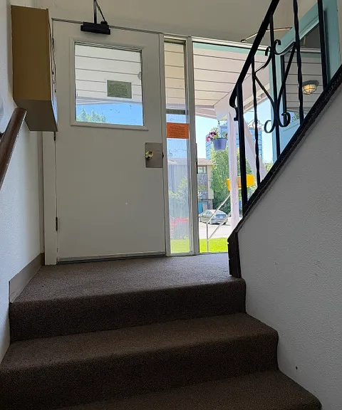 443 E 24th Ave #1 — Photo 4