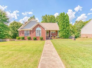 1040 Brookhill Dr, Killen, AL 35645