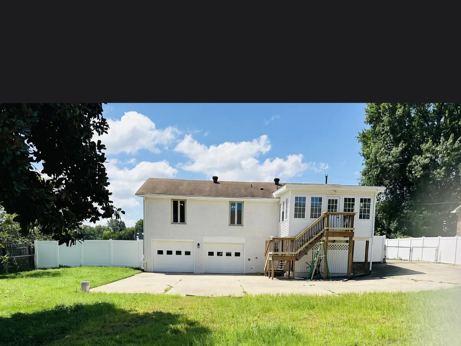 307 Bancroft Dr — Photo 1