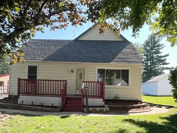 214 Stiles St, Genoa, IL 60135