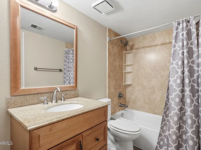 3635 N 37th St #7 — Photo 15