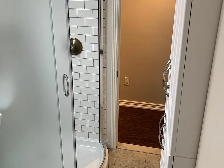 1146 Poly Dr — Photo 4
