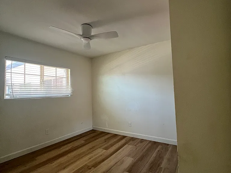 420 Hoitt St #8 — Photo 6
