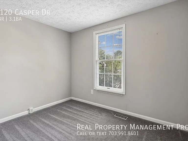 1120 Casper Dr — Photo 19