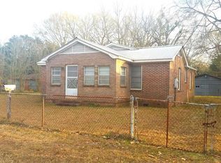 107 4th Ave, Chickasaw, AL 36611