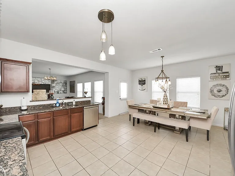 9423 Grand Spark Dr — Photo 12