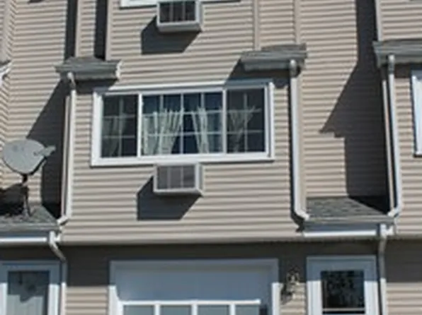 505 Harwinton Ave, Torrington, CT 06790