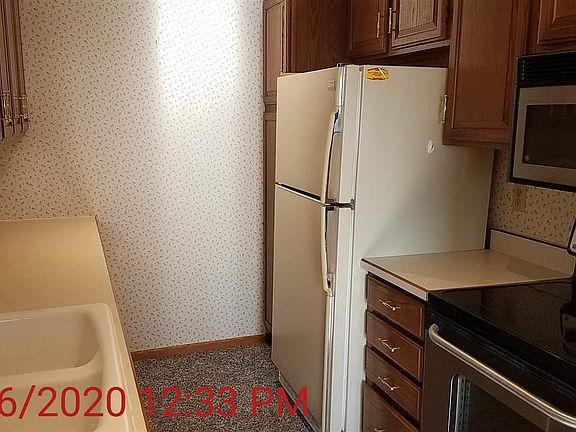 2nd image of 3815 Jones St