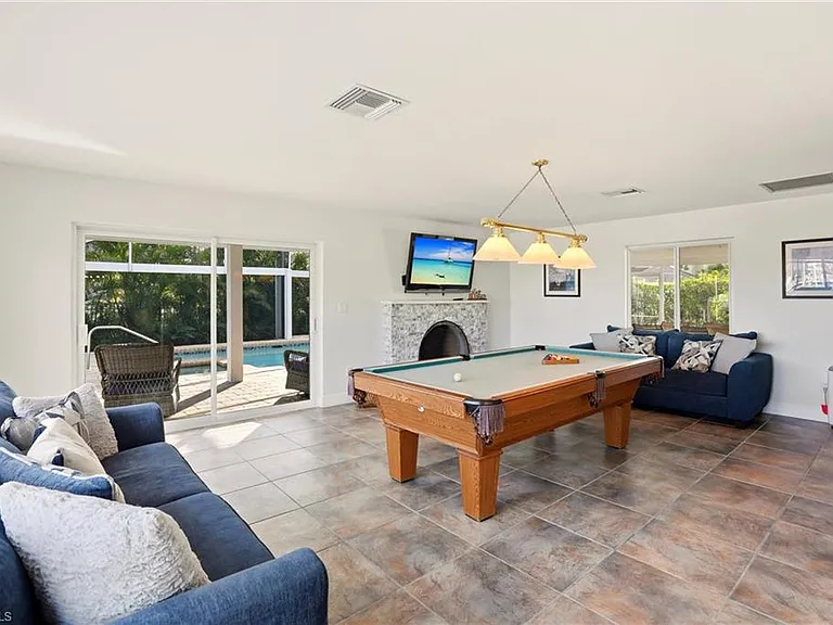 339 Landmark St — Photo 33