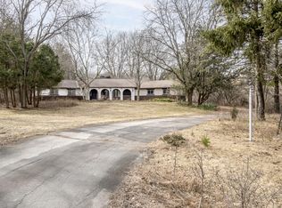 1143 Woodside St, Hartland, WI 53029