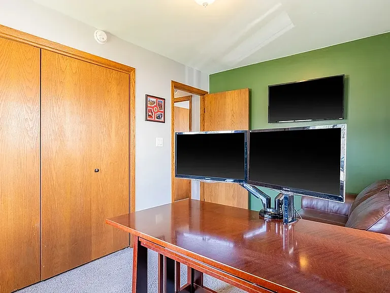 8124 Robertson Pl — Photo 7
