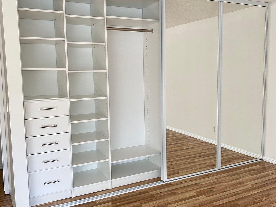 Build-in closet in a master bedroom