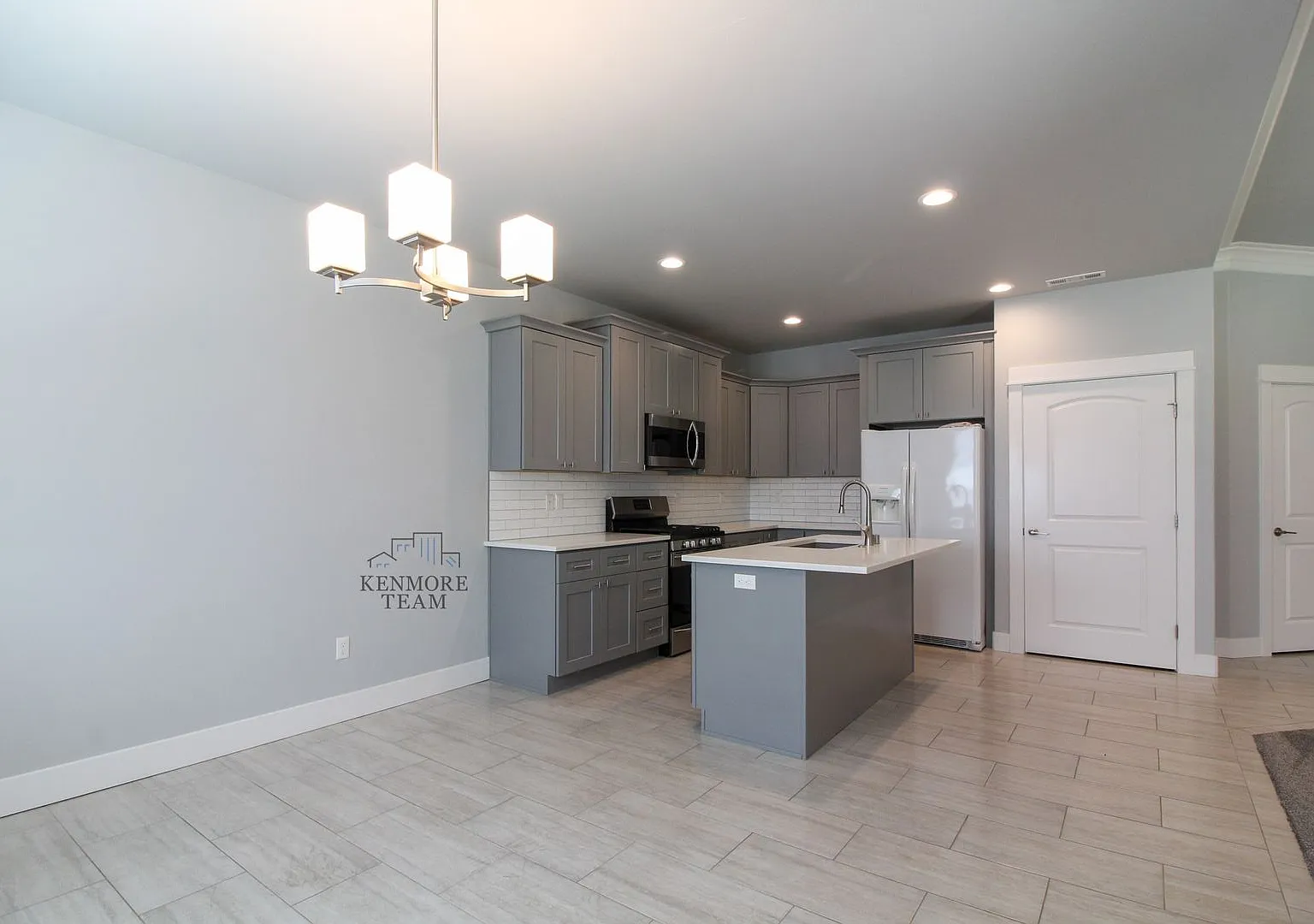 3 Bedroom, 2 Bath Townhome in West Pasco — Photo 4