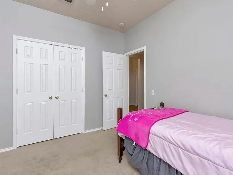7817 Orland Park Cir — Photo 20