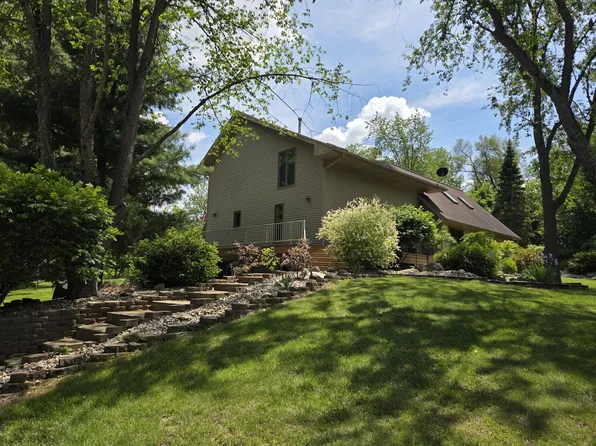 6501 Ackerson Lake Rd, Jackson, MI 49201