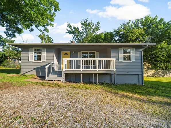 1021 S Water St, Sapulpa, OK 74066