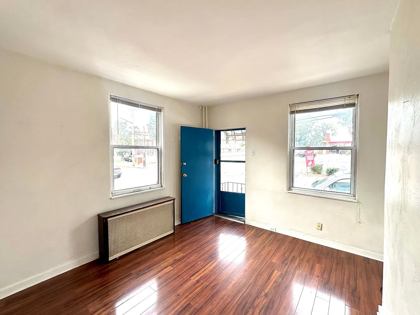 2 Bed, 1 Bath Rowhome in the Heart of Lawrenceville - Available Immediately! — Photo 3