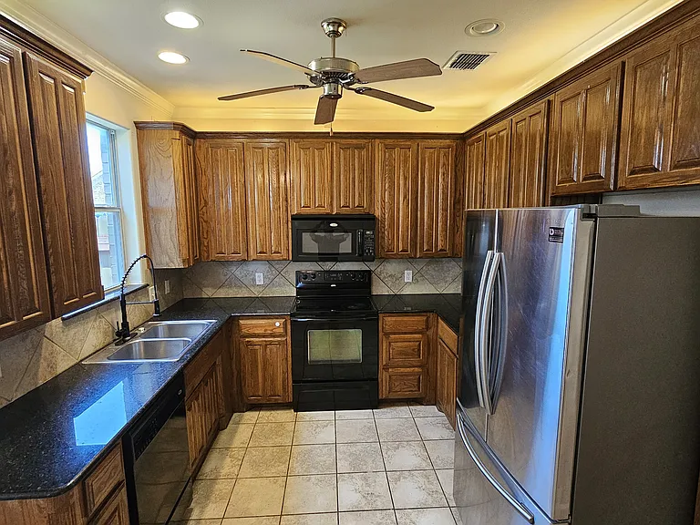 3049 Trinity Lakes Dr — Photo 11