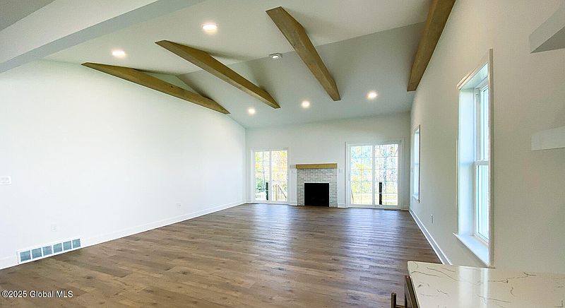 5th image of 17 Indigo Court
