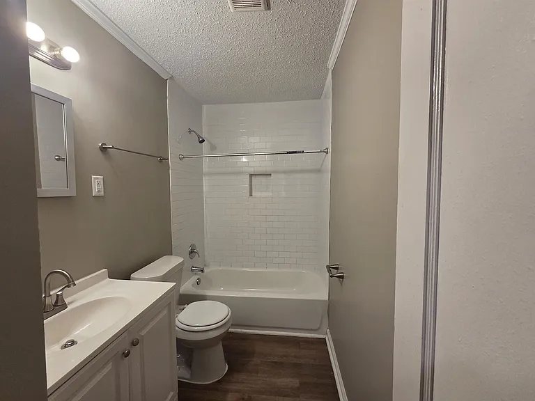 3487 Heckle Ave — Photo 15