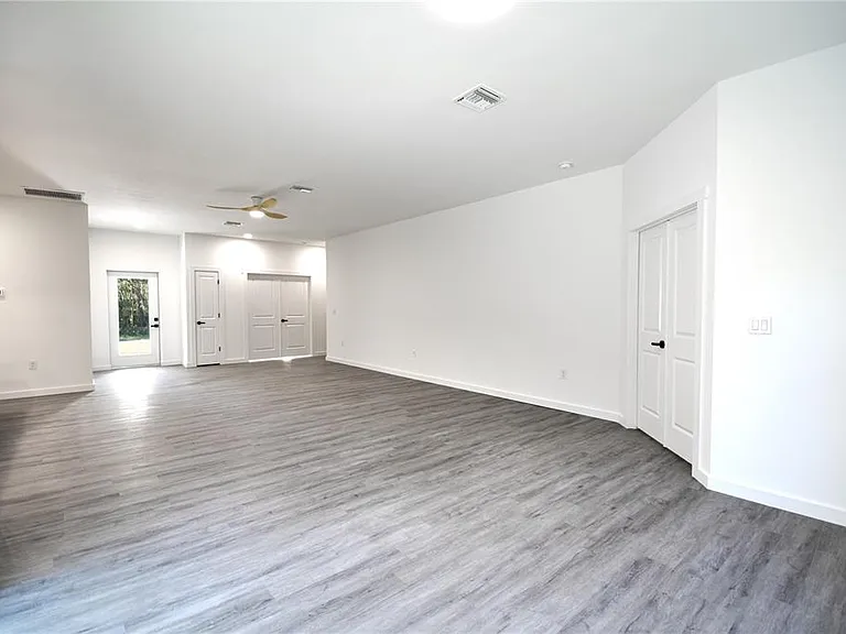 18380 Dakota Ave — Photo 15