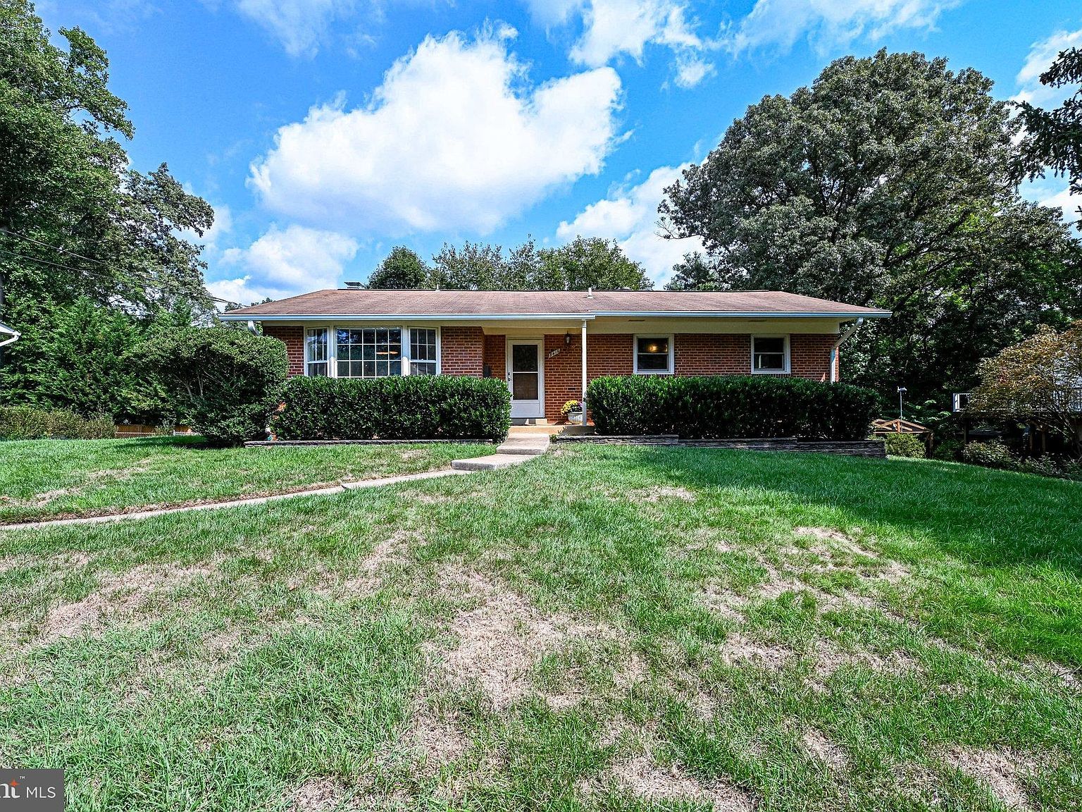 8416 Stonewall Dr, Vienna, VA 22180 Zillow