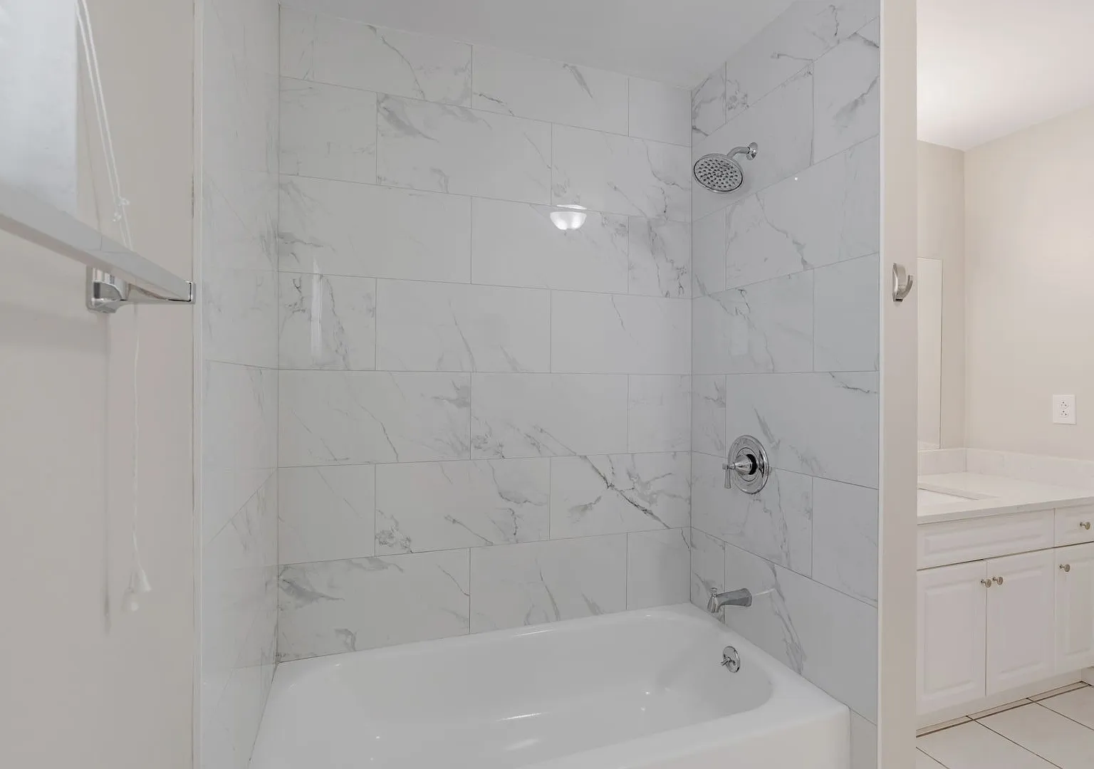 2927 SE 15th Pl Unit 4 — Photo 4