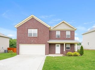 412 Golf Club Ln, Springfield, TN 37172