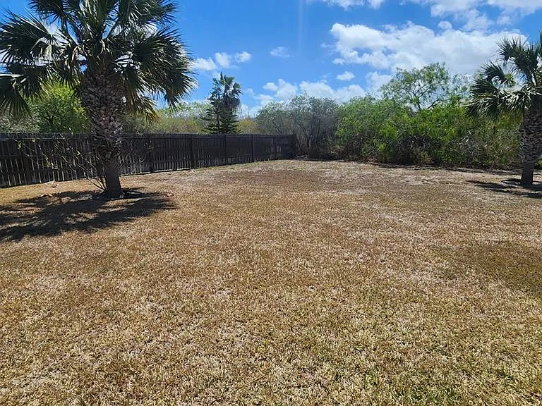 15 Cypress Point Dr — Photo 15