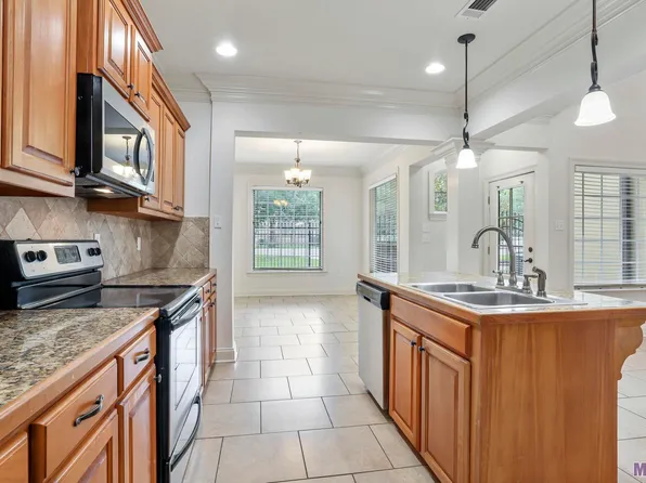 14237 Highway 73 Hwy #D, Prairieville, LA 70769