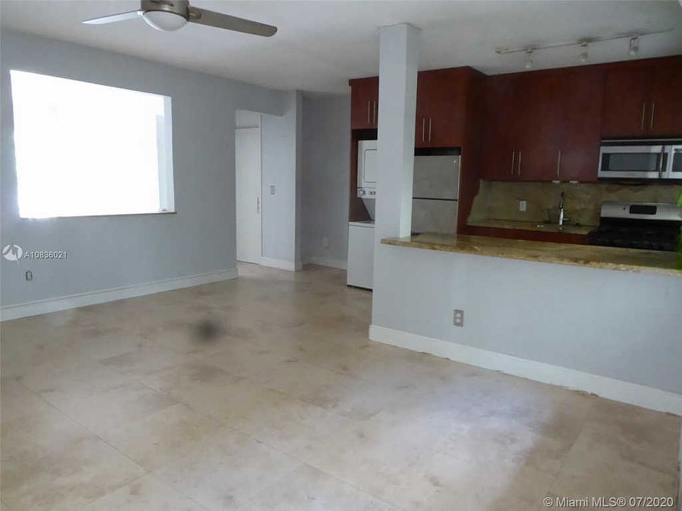 1st image of 101 Collins Ave APT 2