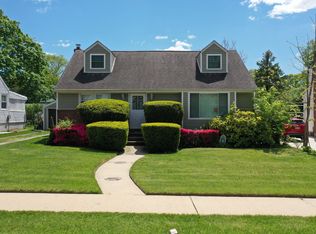 840 Nightingale Rd, West Hempstead, NY 11552